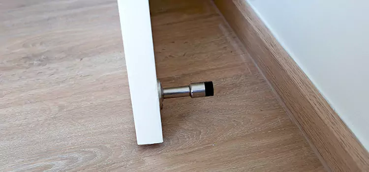 Magnetic Door Stop Integration Dumont